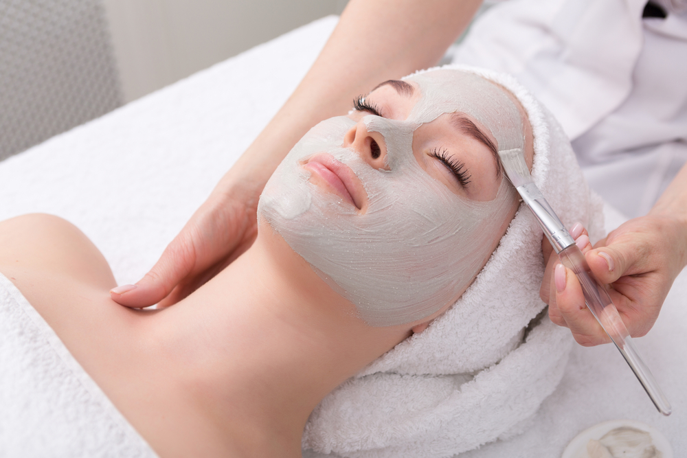 Face,Peeling,Mask,,Spa,Beauty,Treatment,,Skincare.,Woman,Getting,Facial